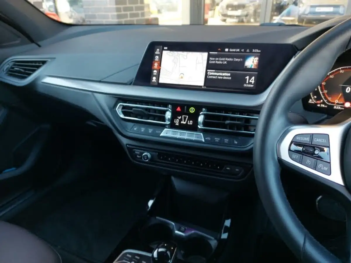 2024-bmw-1-series-15td-116d-m-sport-dct-big-11