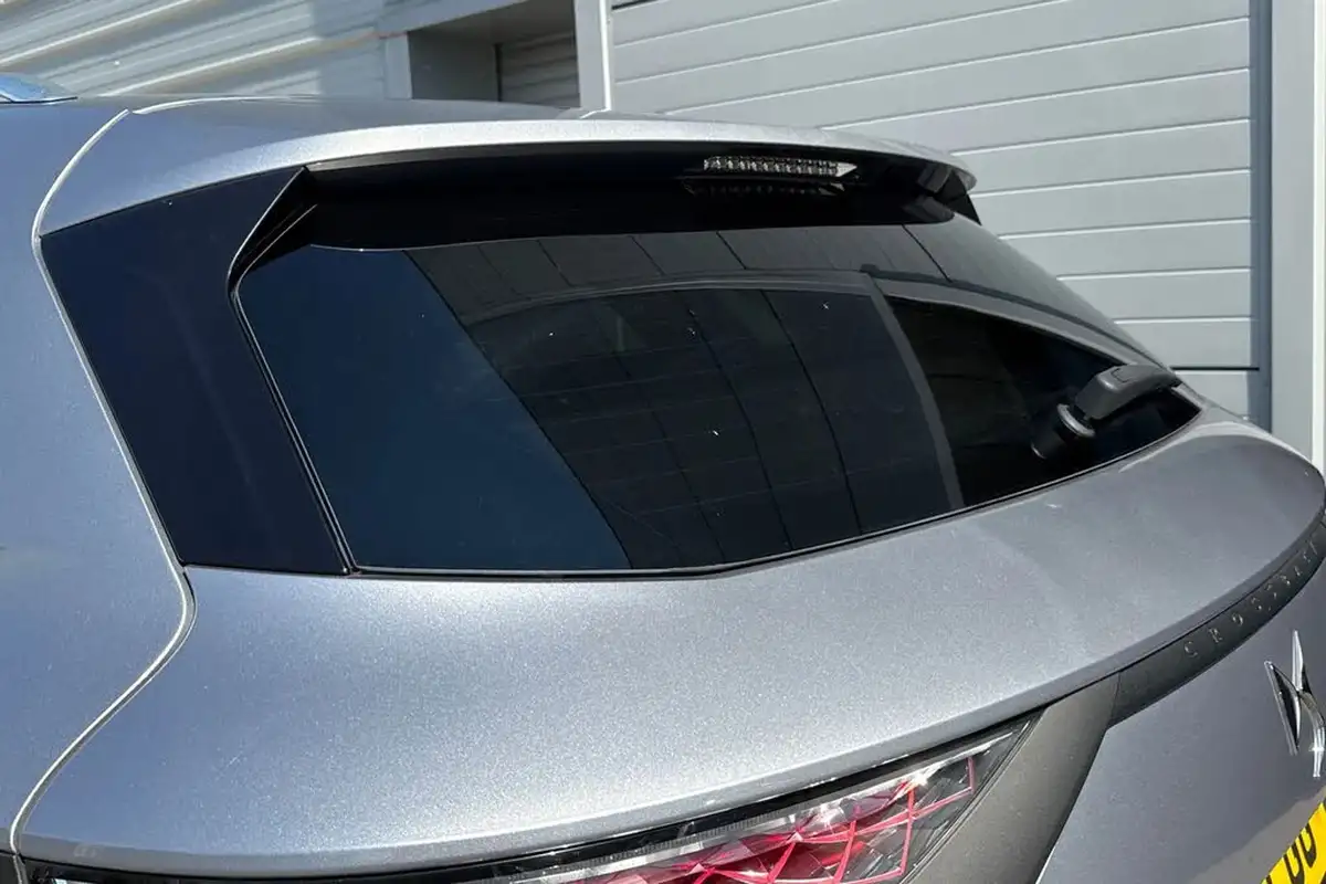 2019-ds-ds-7-crossback-20bluehdi-performance-line-big-38