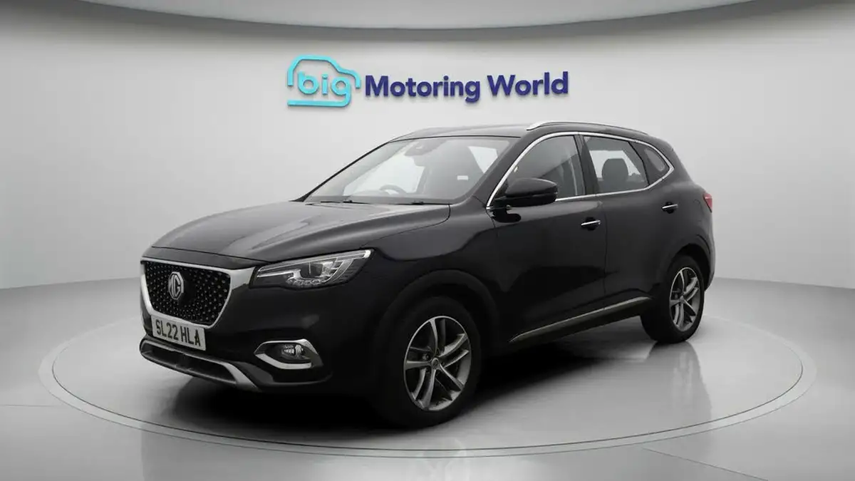 2022-mg-hs-15t-gdi-exclusive-162ps-dct-big-3