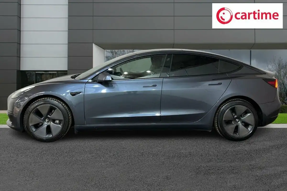 2020-tesla-model-3-e-long-range-big-2