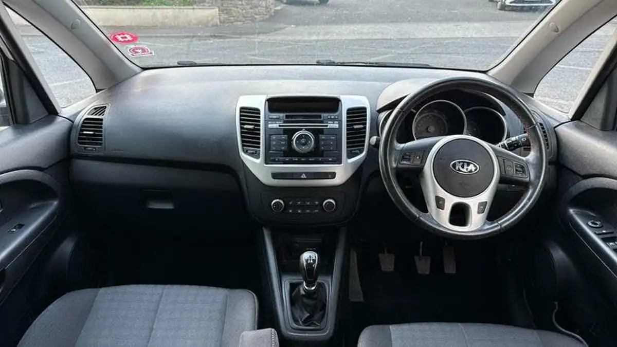 2017-kia-venga-14-sr7-big-7