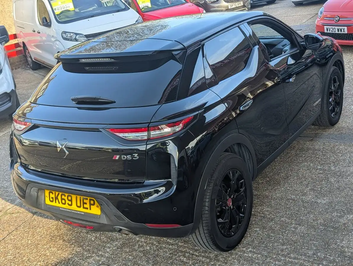 2019-ds-ds-3-crossback-12-puretech-performance-line-100ps-big-32