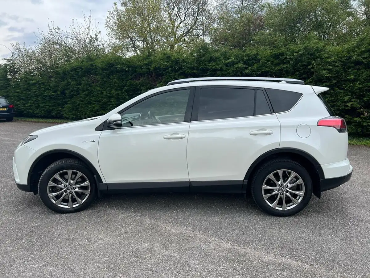 2016-toyota-rav4-25-vvt-i-excel-tss-navi-cvt-big-9