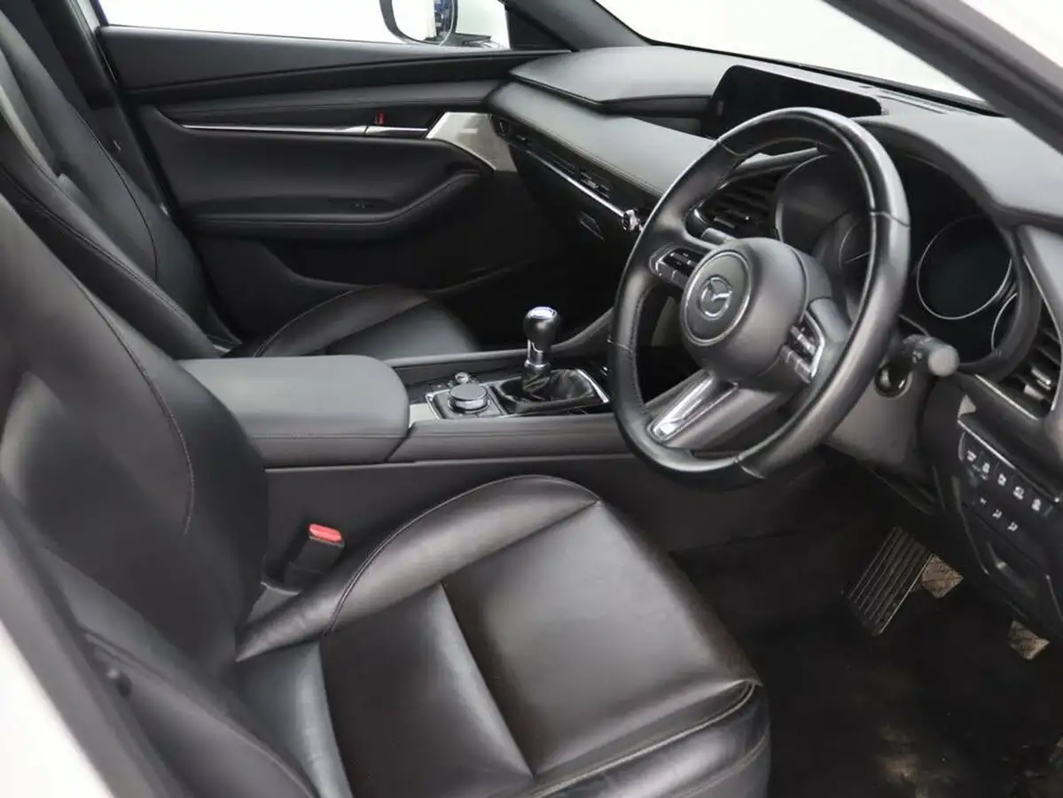 2022-mazda-mazda3-20-gt-sport-tech-122ps-hatchback-5d-big-9