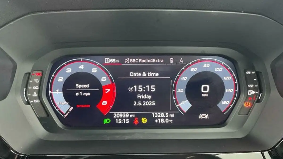 2022-audi-a3-15-35-tfsi-s-line-sportback-5d-big-24