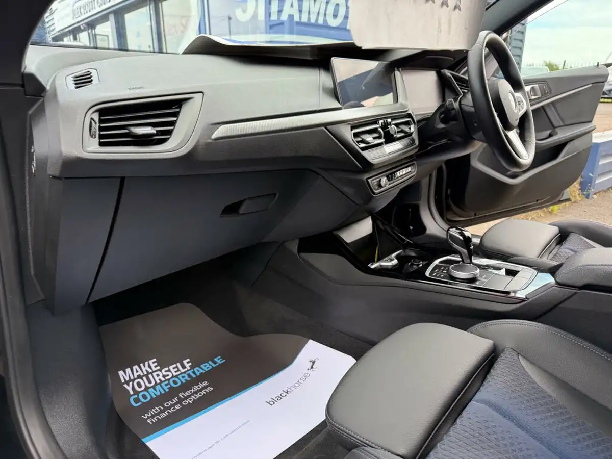 2024-bmw-2-series-15-218i-m-sport-coupe-4d-dct-big-40
