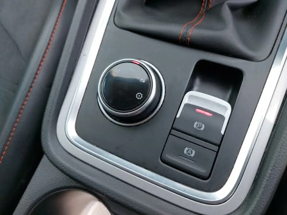 2023-seat-ateca-15-ecotsi-fr-big-16