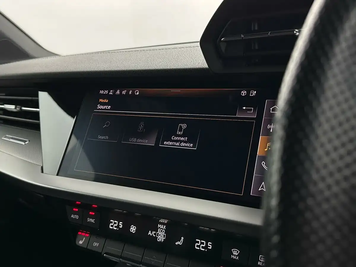 2021-audi-a3-14-40-tfsi-e-s-line-big-24
