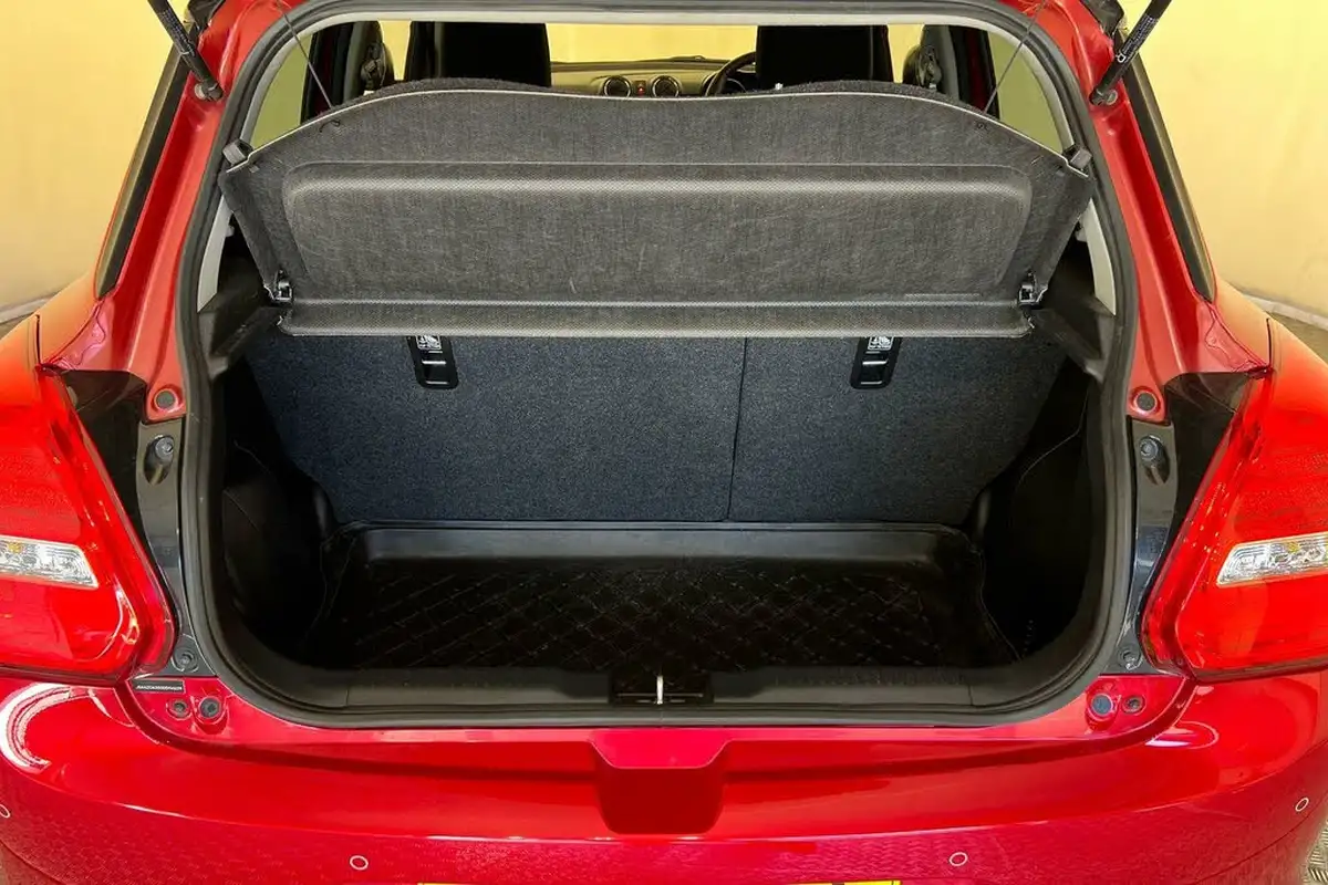 2023-suzuki-swift-12-dualjet-sz5-cvt-big-11