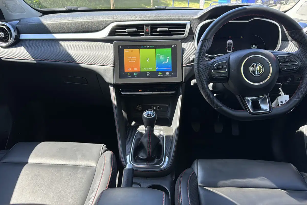 2023-mg-zs-suv-15-vti-tech-exclusive-big-8