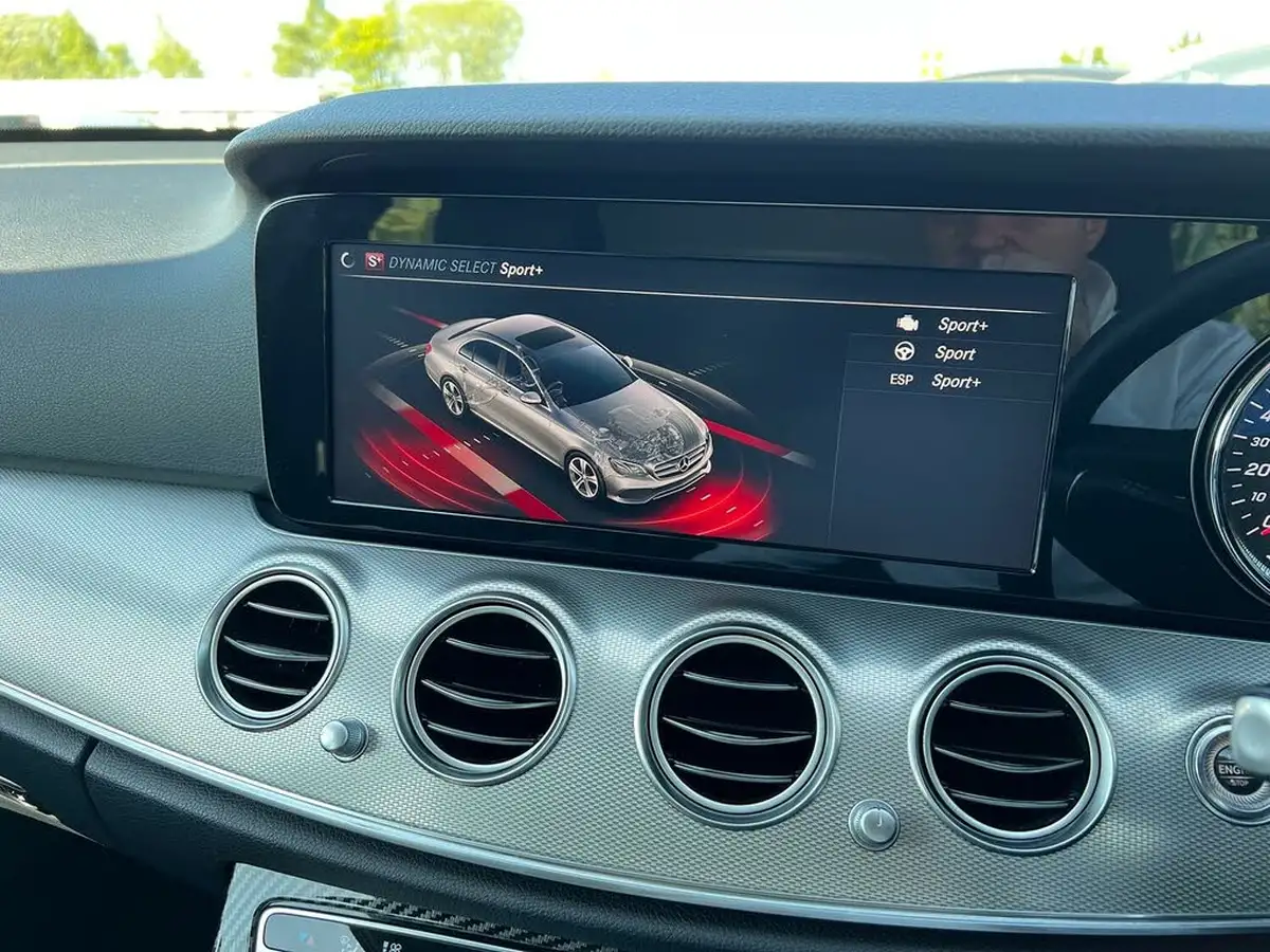 2018-mercedes-benz-e-class-20d-e220d-se-ss-saloon-4d-big-21