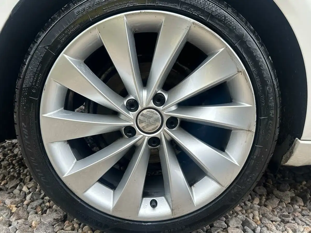 2014-volkswagen-cc-20tdi-gt-bmt-dsg-big-39