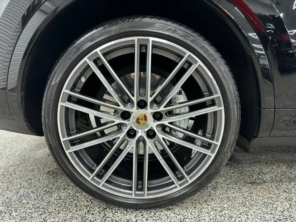 2019-porsche-cayenne-40-v8-turbo-coupe-big-19