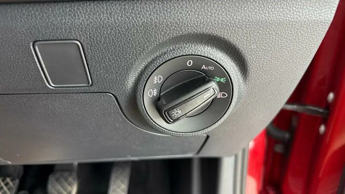 2024-seat-ibiza-10-tsi-anniversary-limited-edition-115ps-big-19