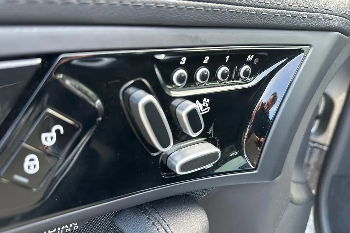 2018-jaguar-f-type-20-i4-r-dynamic-coupe-big-6