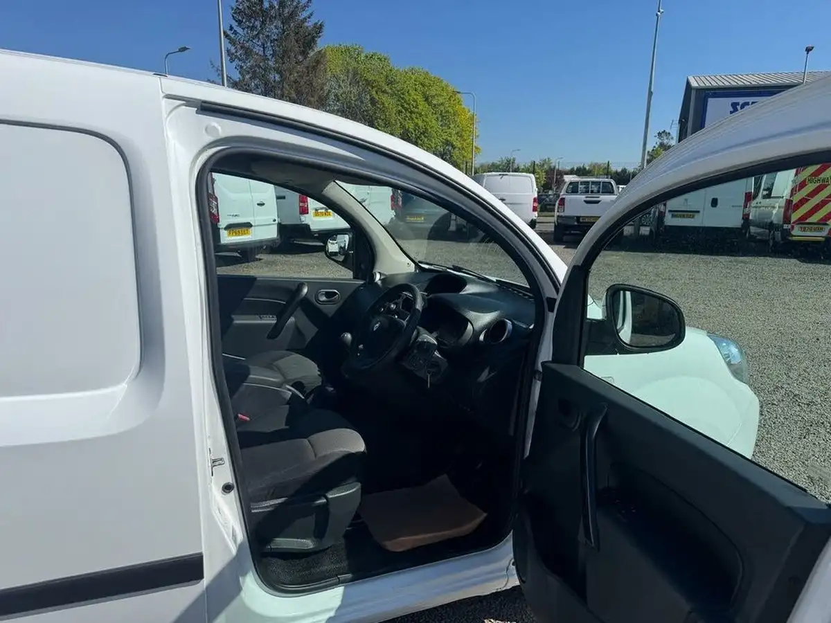 2020-renault-kangoo-15dci-ml19-energy-dci-95-business-big-10