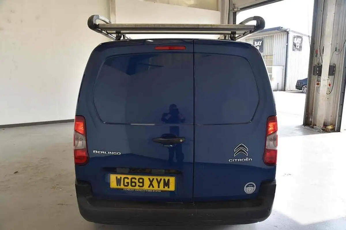 2020-citroen-berlingo-15bluehdi-950-enterprise-100pseu6dt-e-ss-panel-big-4