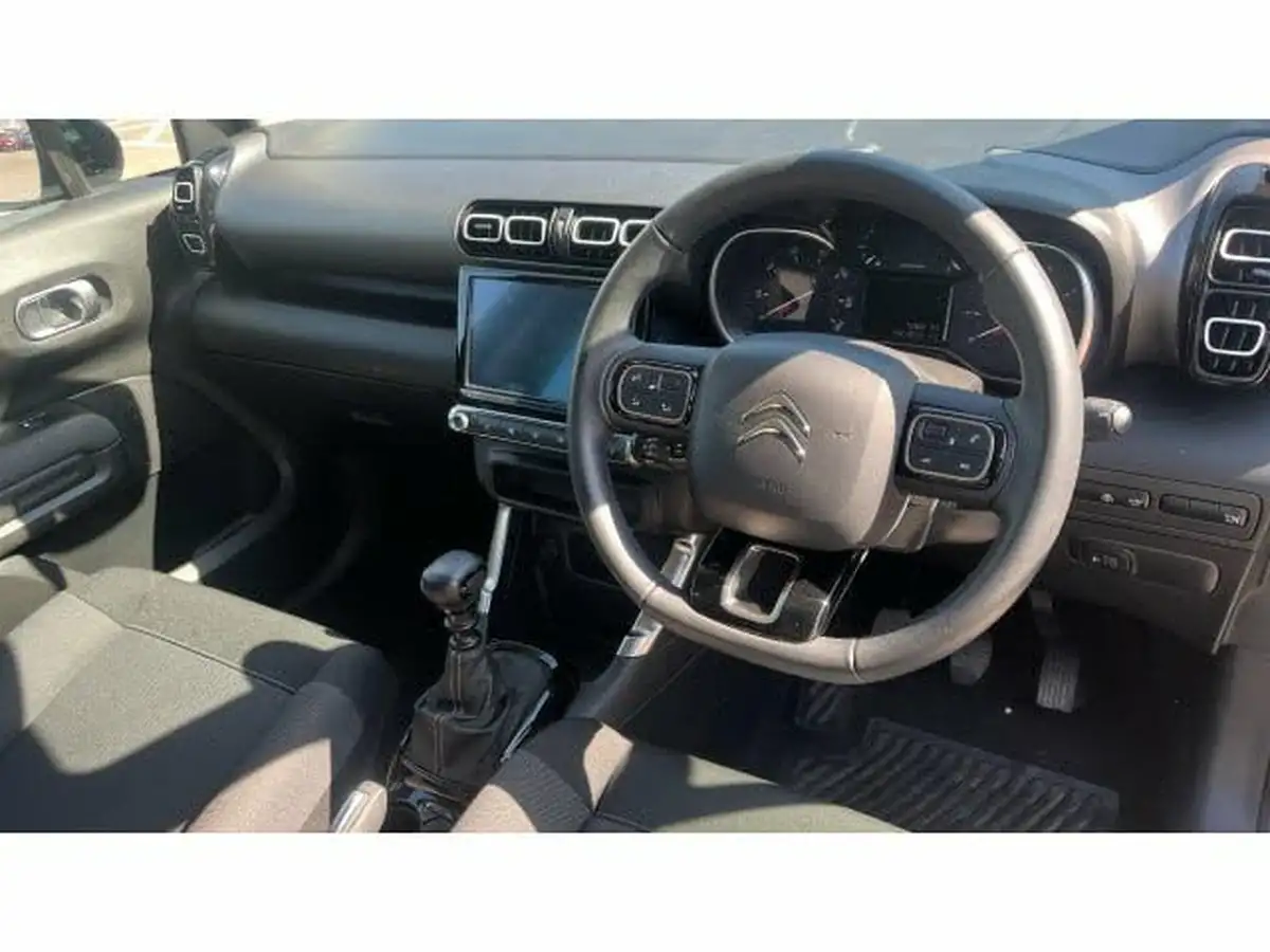 2023-citroen-c3-aircross-12-puretech-shine-110ps-big-10