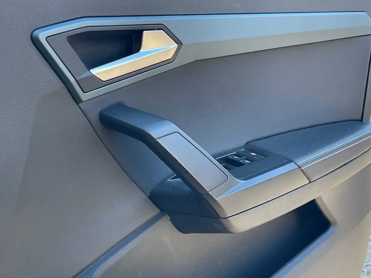 2023-seat-arona-10-tsi-xperience-lux-110ps-big-8
