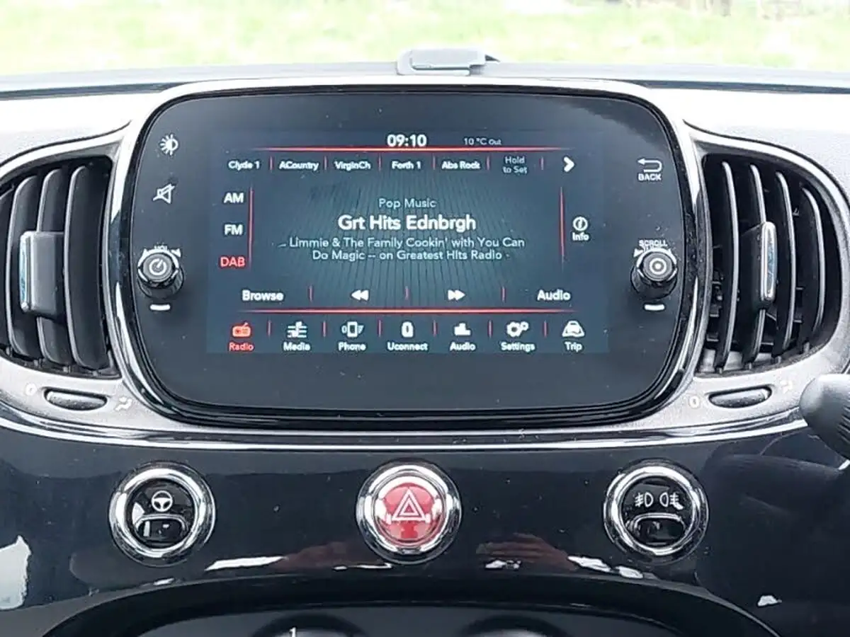 2023-fiat-500-10-dolcevita-big-10