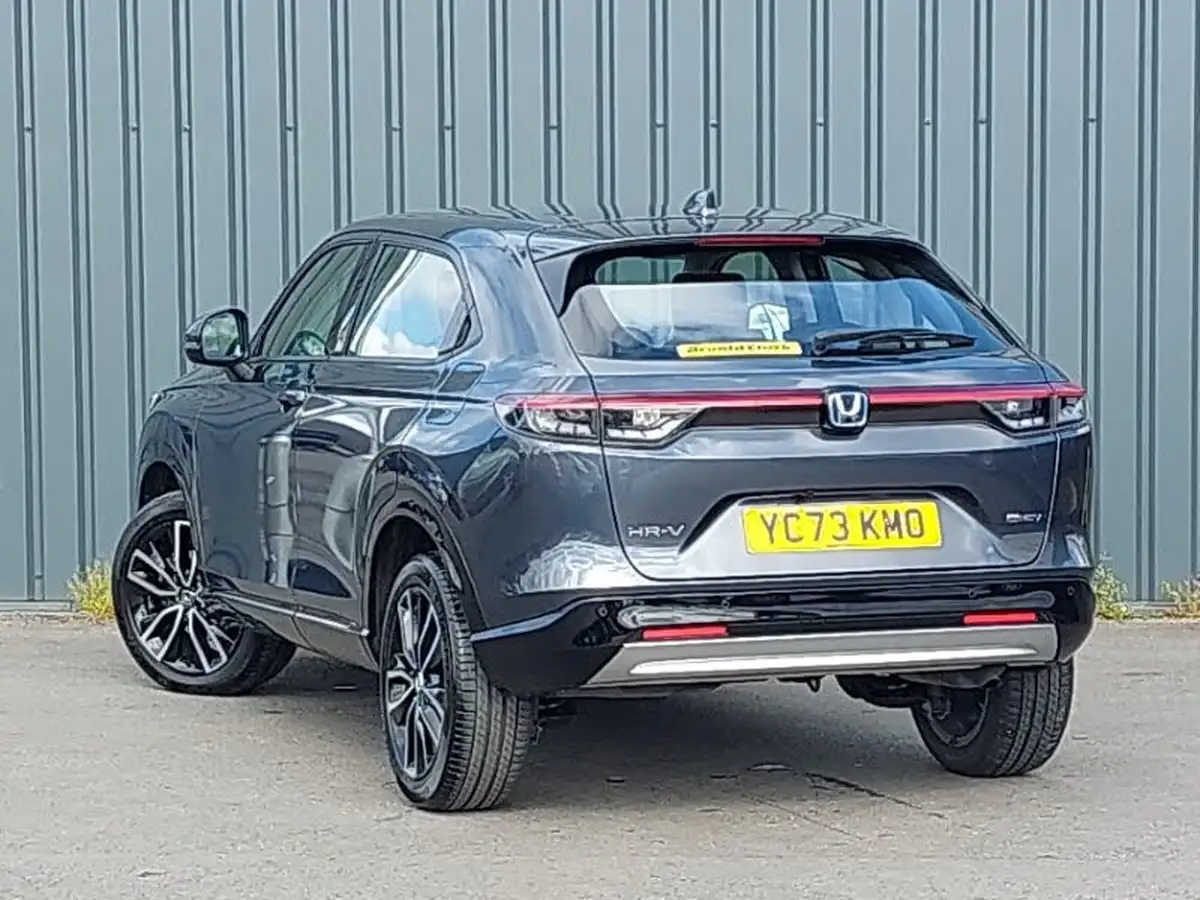 2023-honda-hr-v-15-i-mmd-advance-big-1