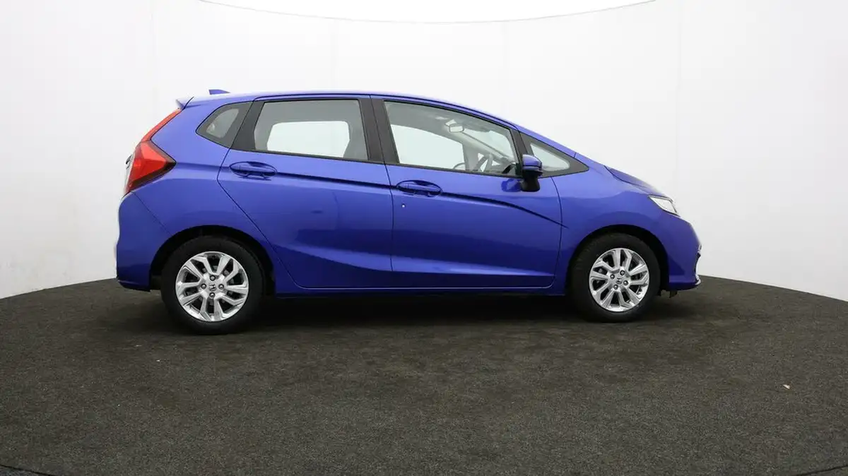 2020-honda-jazz-13-i-vtec-se-cvt-big-37