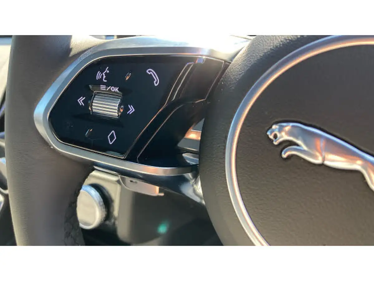 2024-jaguar-e-pace-20-d200-r-dynamic-se-black-big-42