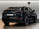 2020-lamborghini-urus-40-no-trim-small-2