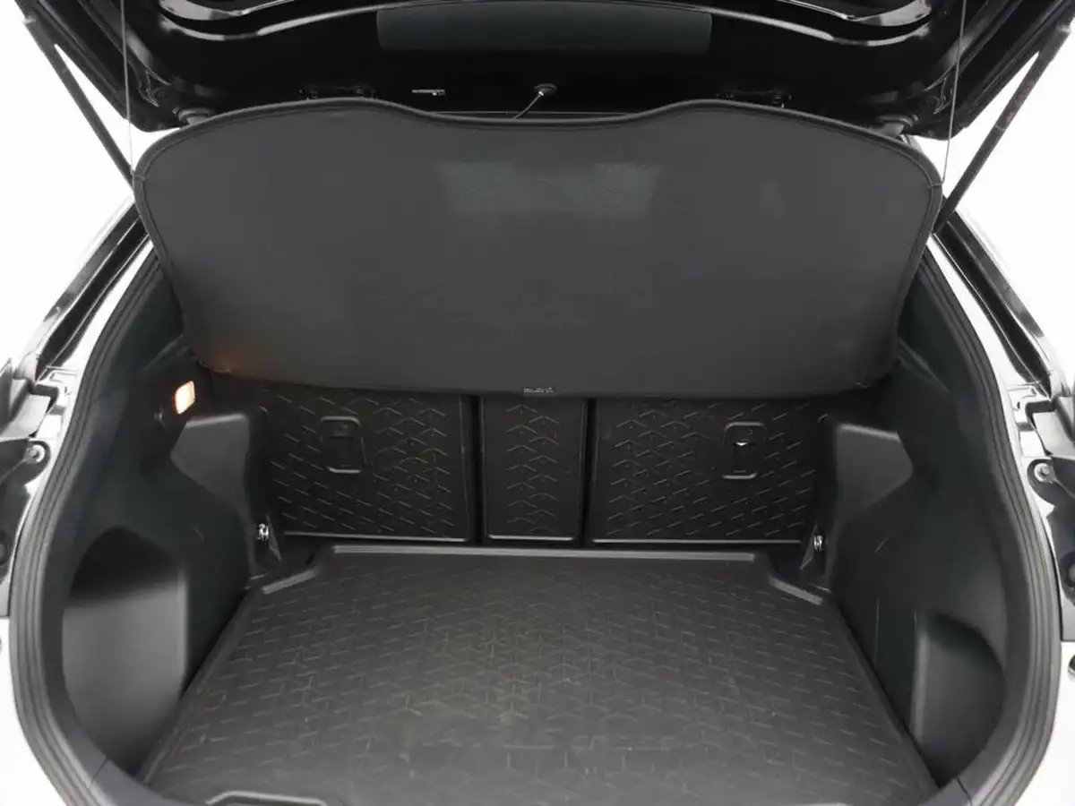 2023-toyota-yaris-cross-15-vvt-i-gr-sport-big-28