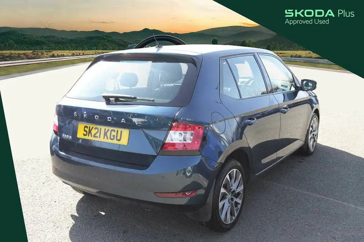 2021-skoda-fabia-10-tsi-se-drive-95ps-hatchback-big-12