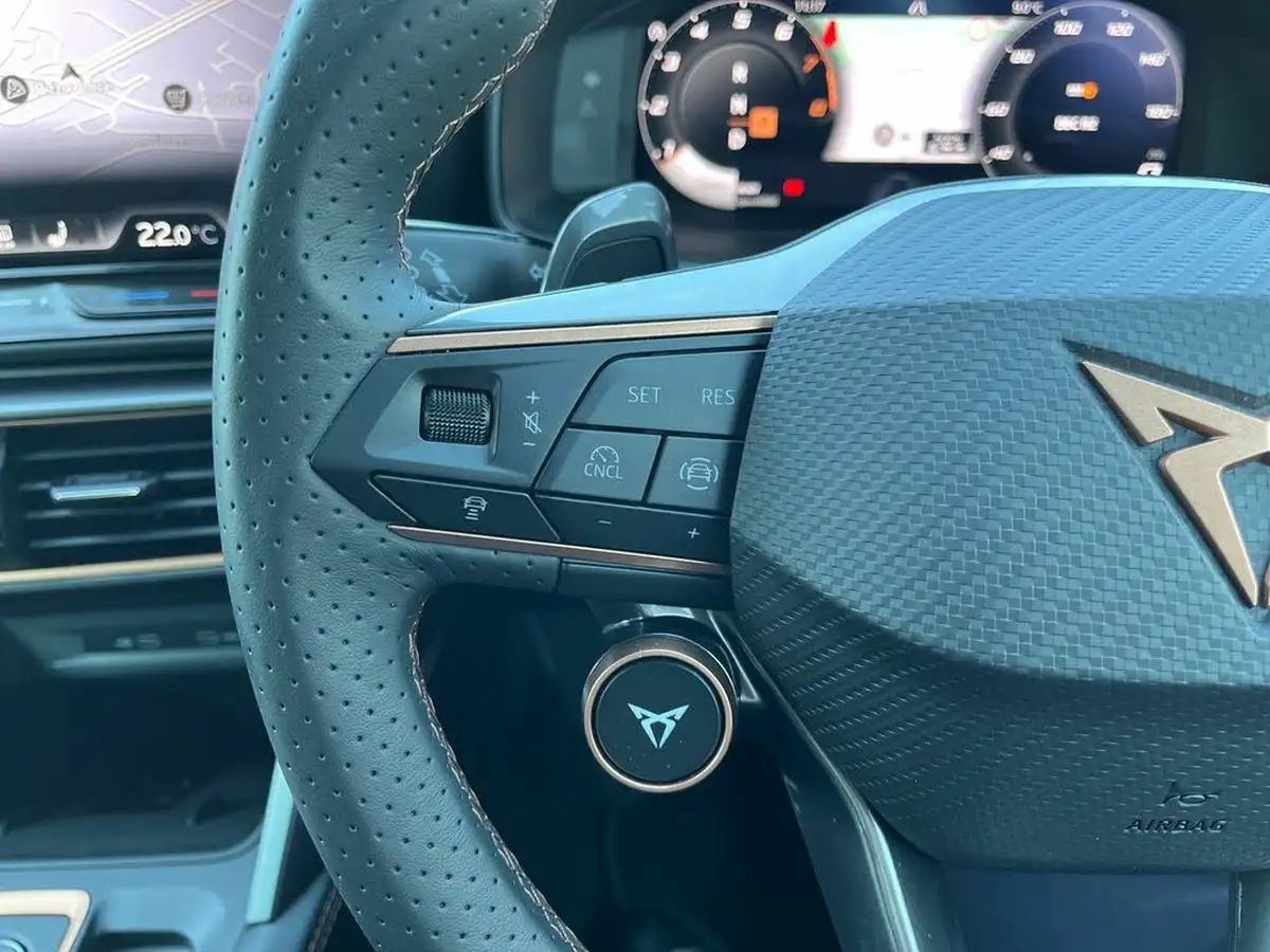 2025-cupra-formentor-15-etsi-v2-big-26