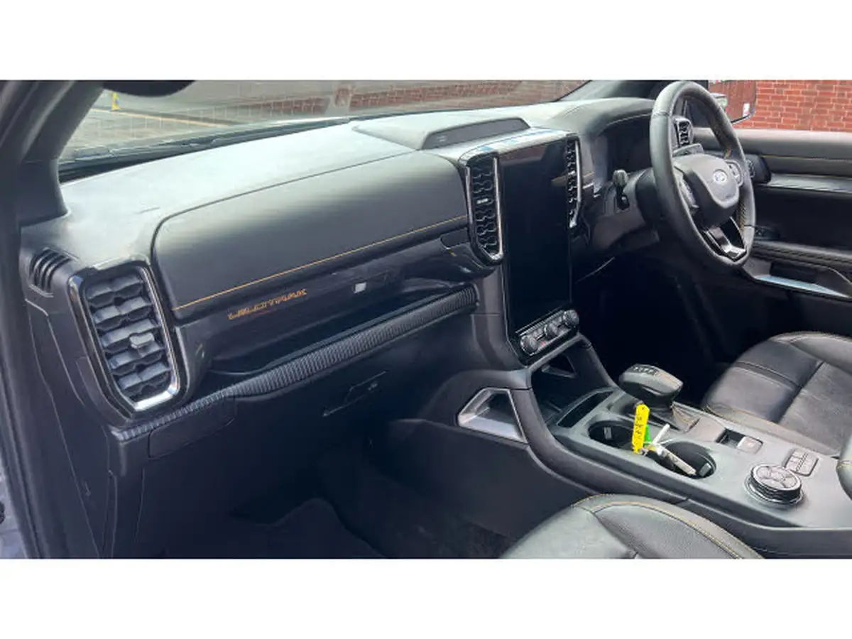 2024-ford-ranger-20-ecoblue-wildtrak-double-cab-205pseu6d-big-32