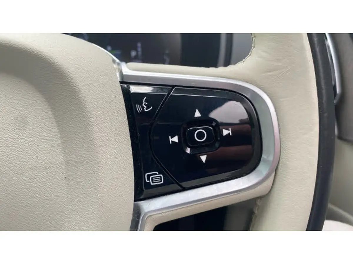 2021-volvo-xc90-20-t8-inscription-pro-455bhp-big-18