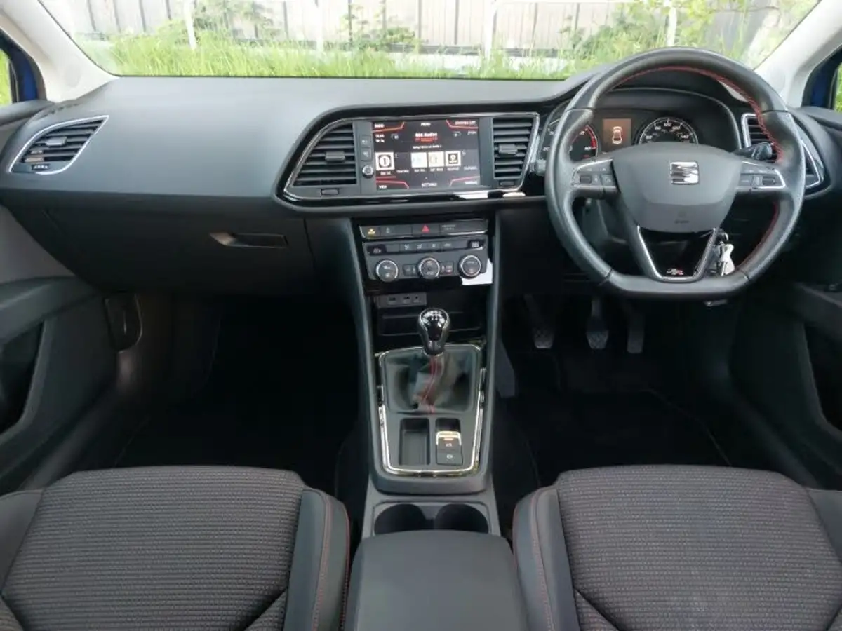 2018-seat-leon-20tdi-fr-technology-184ps-hatchback-5d-big-2