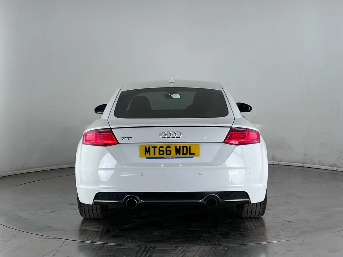 2016-audi-tt-coupe-20-tfsi-s-line-tronic-big-8