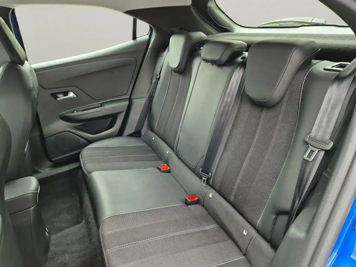 2021-vauxhall-mokka-e-elite-premium-big-28