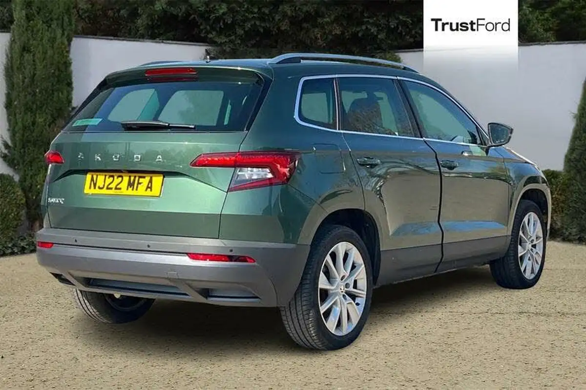 2022-skoda-karoq-15-tsi-se-l-big-3