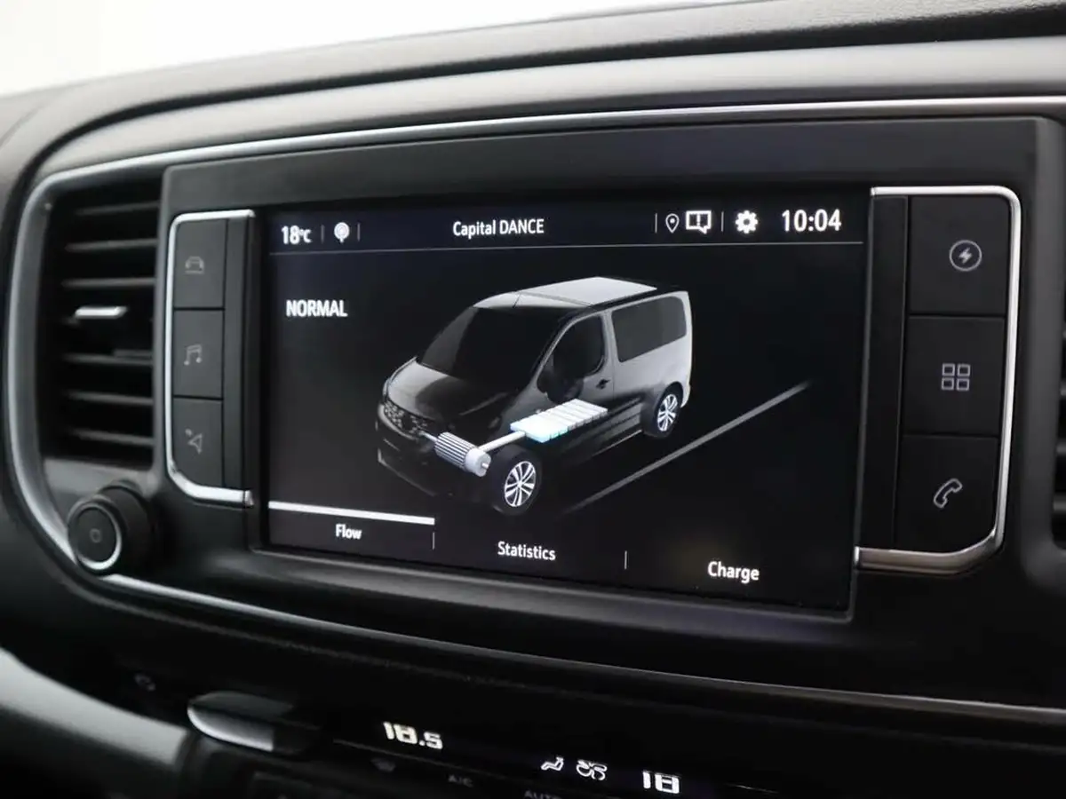 2023-vauxhall-vivaro-life-e-ultimate-l-big-26
