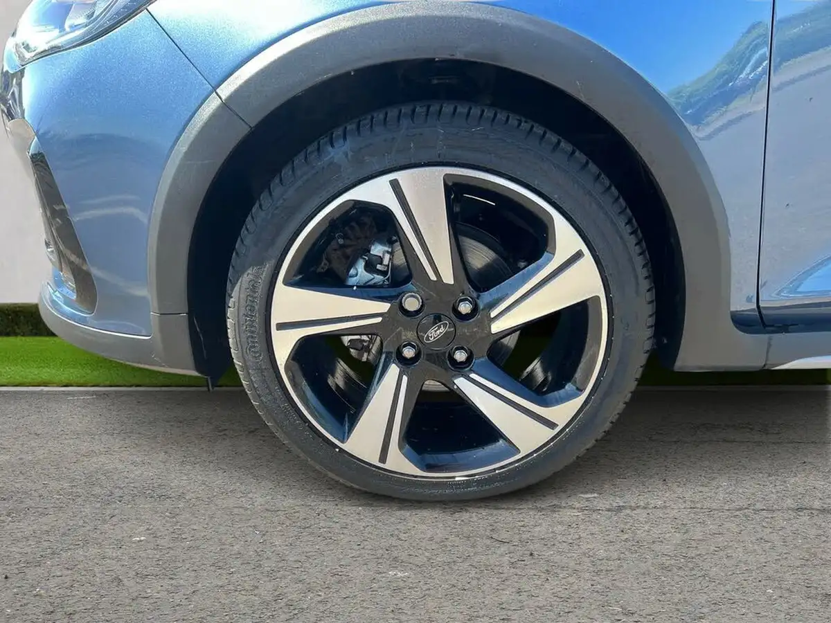 2022-ford-fiesta-10t-active-125ps-hybrid-mhev-powershift-big-8