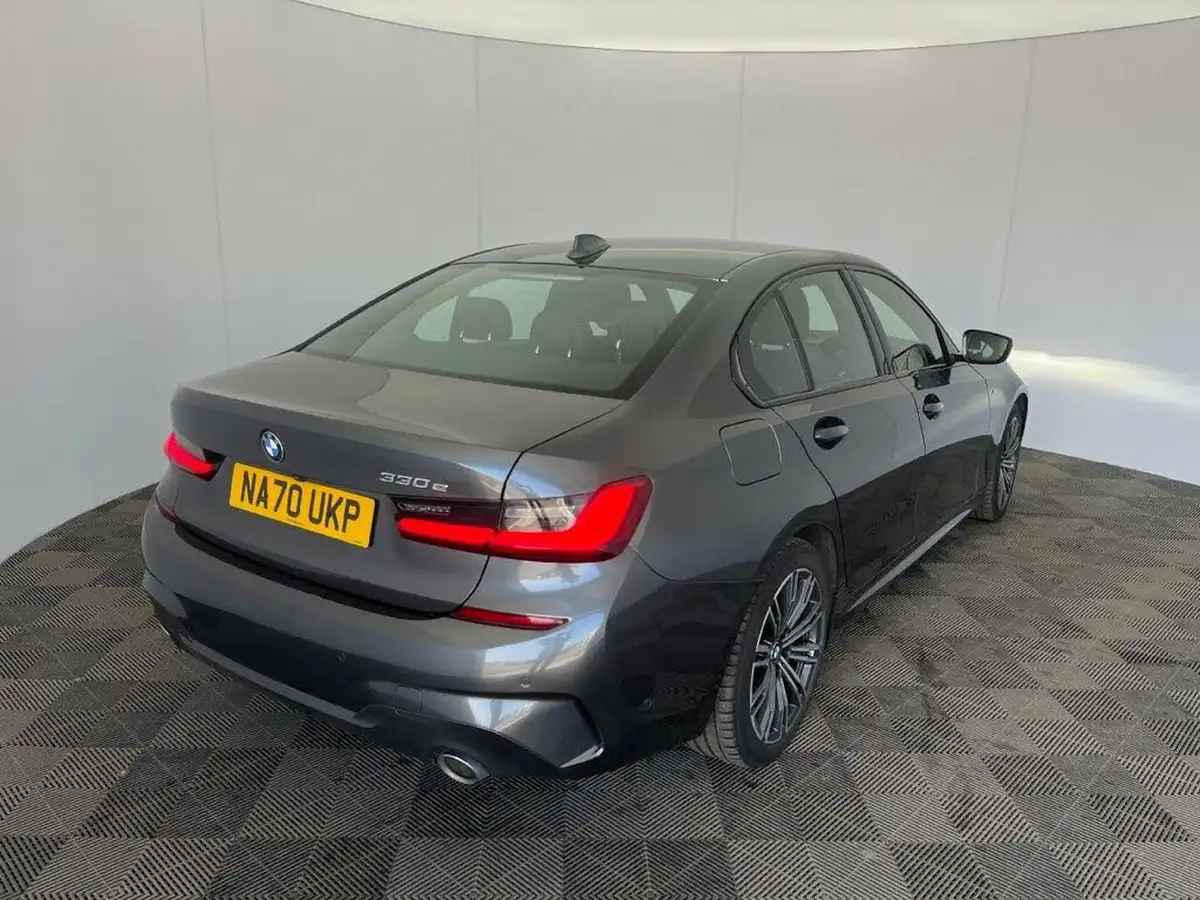 2020-bmw-3-series-20-330e-m-sport-saloon-4d-big-2