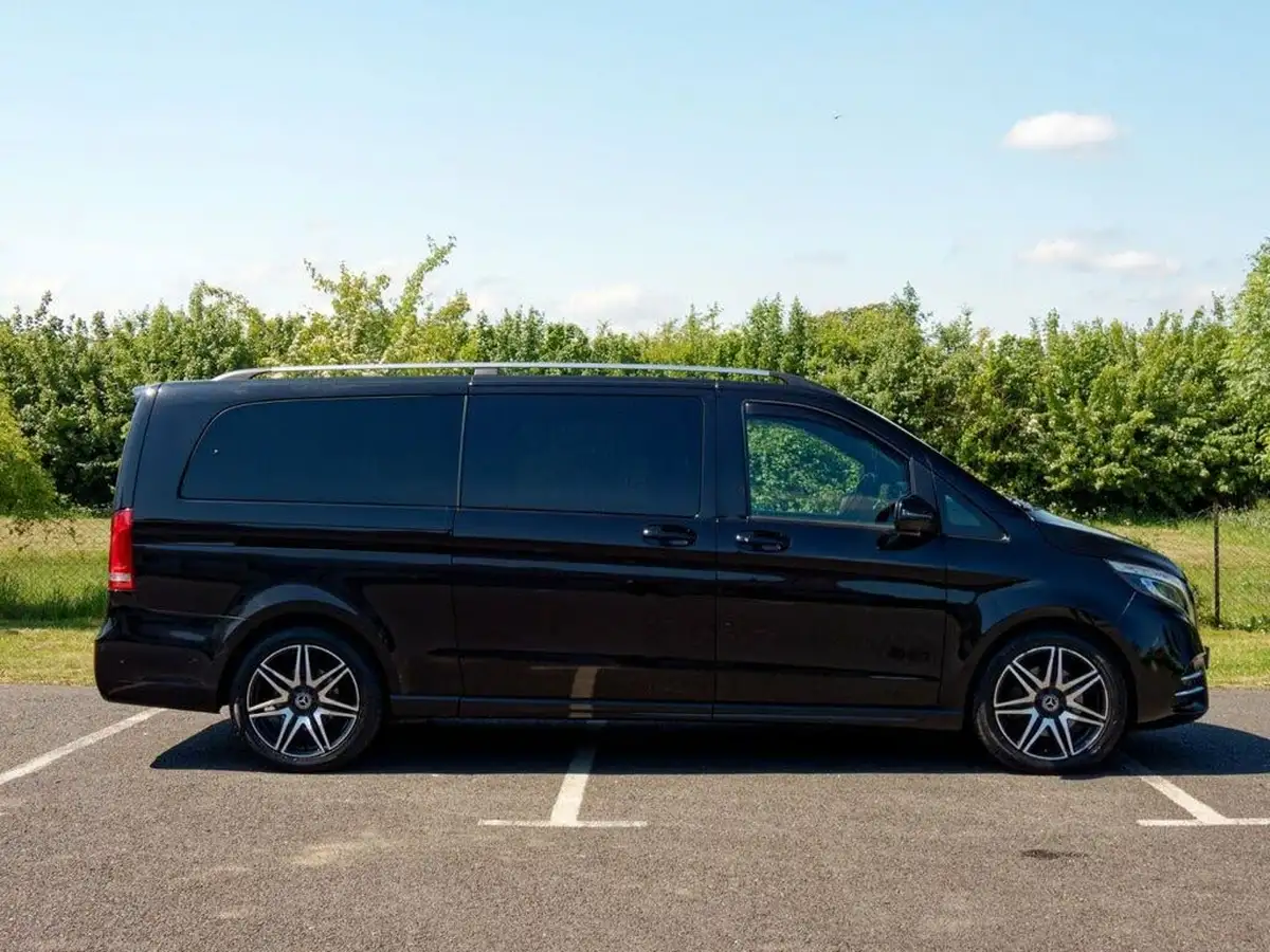 2019-mercedes-benz-v-class-21d-v250d-extra-long-amg-line-big-6