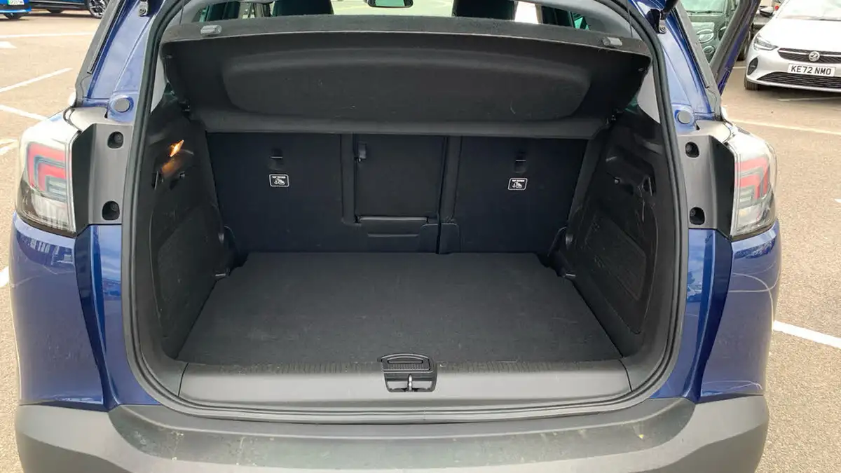 2022-vauxhall-crossland-12-ultimate-130ps-auto-big-18