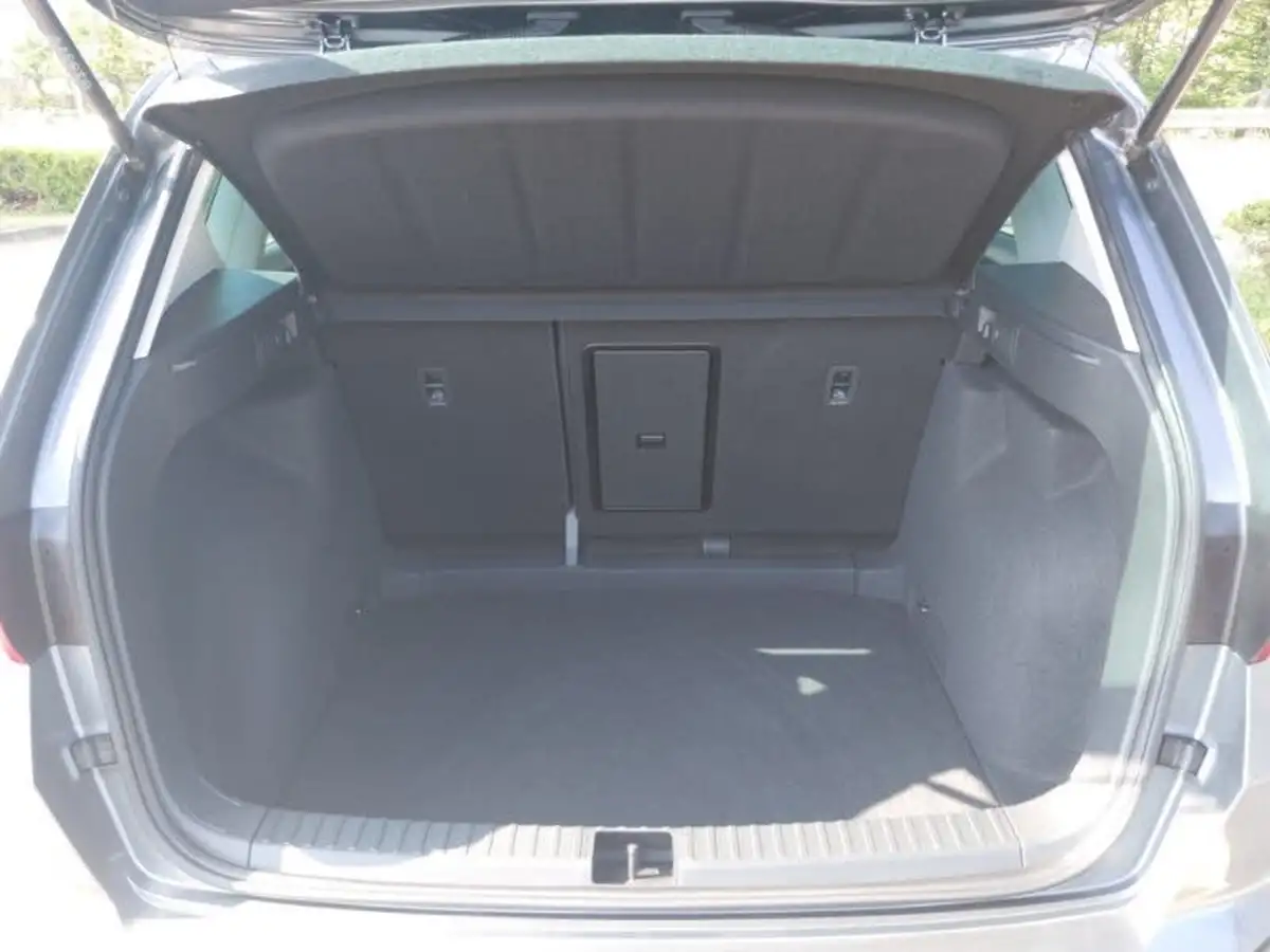 2023-seat-ateca-15-ecotsi-xperience-dsg-big-7