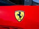 2010-ferrari-california-43-small-12