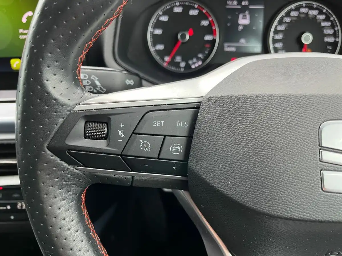 2022-seat-arona-10-tsi-fr-big-28