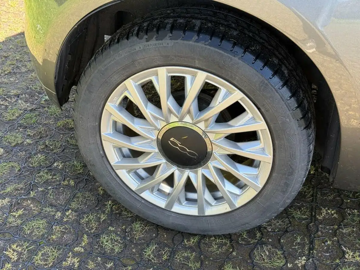 2018-fiat-500-12-lounge-dualogic-big-26
