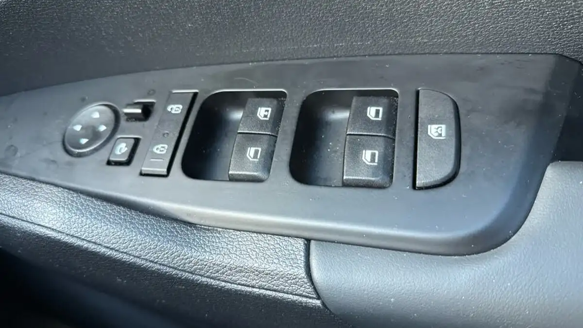 2024-kia-sportage-16-t-gdi-2-157bhp-48v-big-33