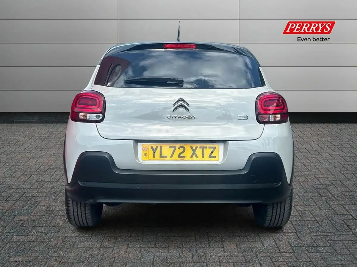 2022-citroen-c3-12-puretech-shine-plus-110ps-ss-big-4