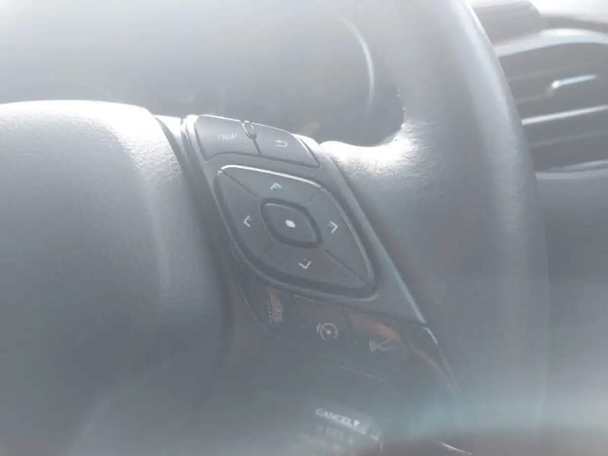 2021-toyota-c-hr-20-vvt-i-excel-big-16