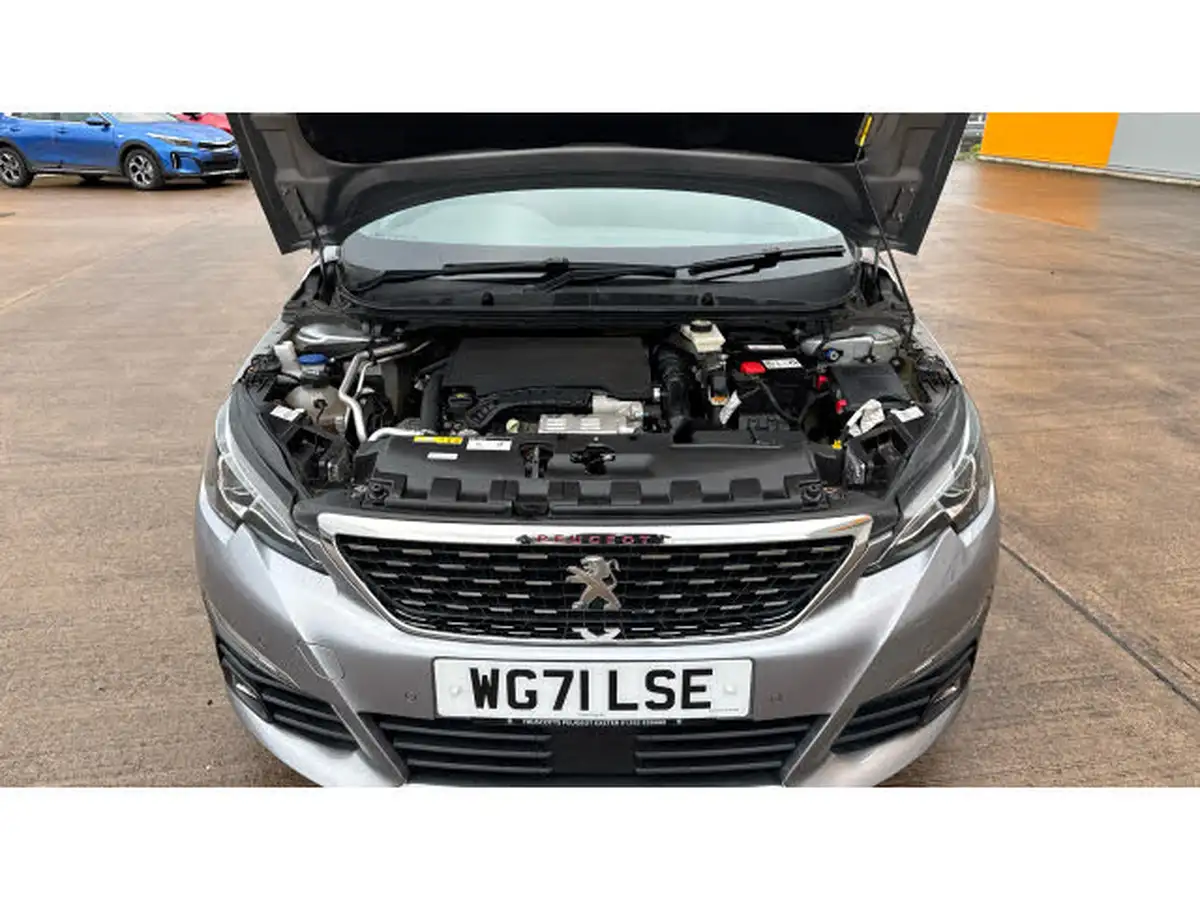 2021-peugeot-308-12-puretech-gt-premium-digital-i-cockpit-big-7